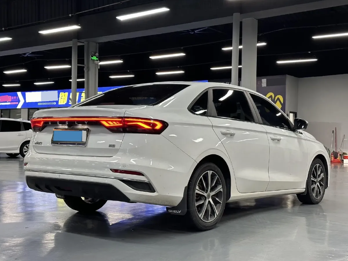 2022 Geely Emgrand 1.5L 114HP L4 CVT,autocango,china used car exporter,china ev exporter,chinese used car exporter,chinese used ev exporter