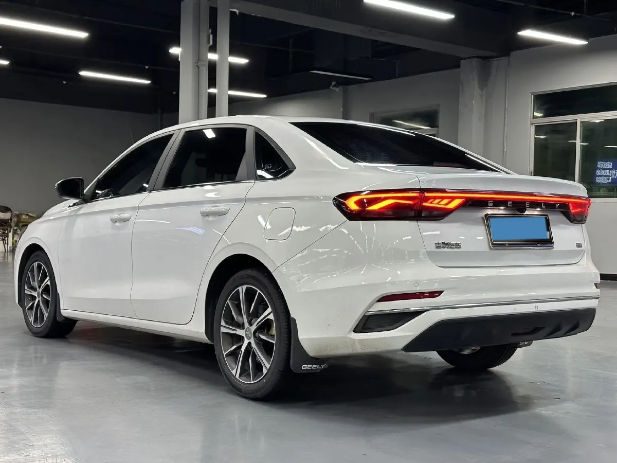 2022 Geely Emgrand 1.5L 114HP L4 CVT,autocango,china used car exporter,china ev exporter,chinese used car exporter,chinese used ev exporter