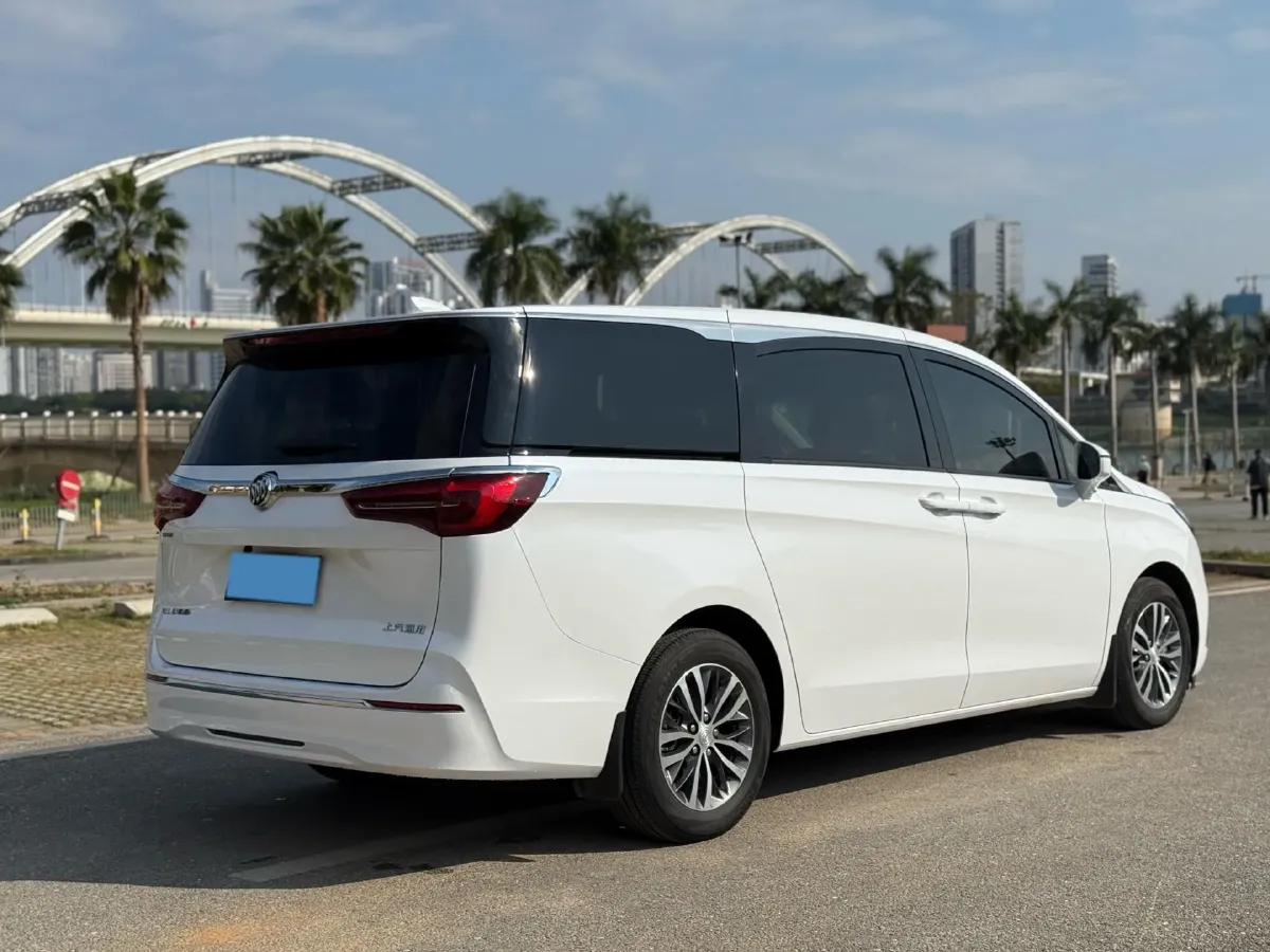 2021 Buick GL8 2.0T 237HP L4 9AT,autocango,china used car exporter,china ev exporter,chinese used car exporter,chinese used ev exporter