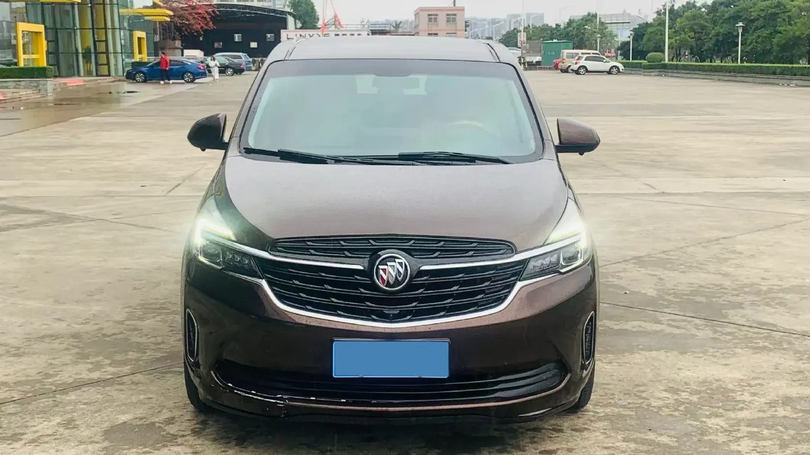 2021 Buick GL8 2.0T 237HP L4 9AT,autocango,china used car exporter,china ev exporter,chinese used car exporter,chinese used ev exporter