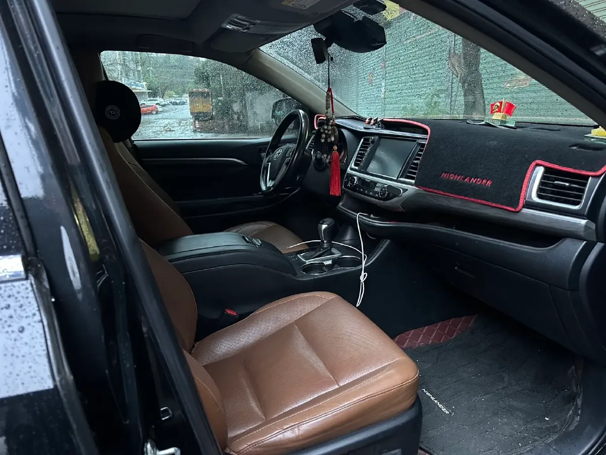 2019 HanTeng V7 1.5T 156HP L4 6AT,autocango,china used car exporter,china ev exporter,chinese used car exporter,chinese used ev exporter