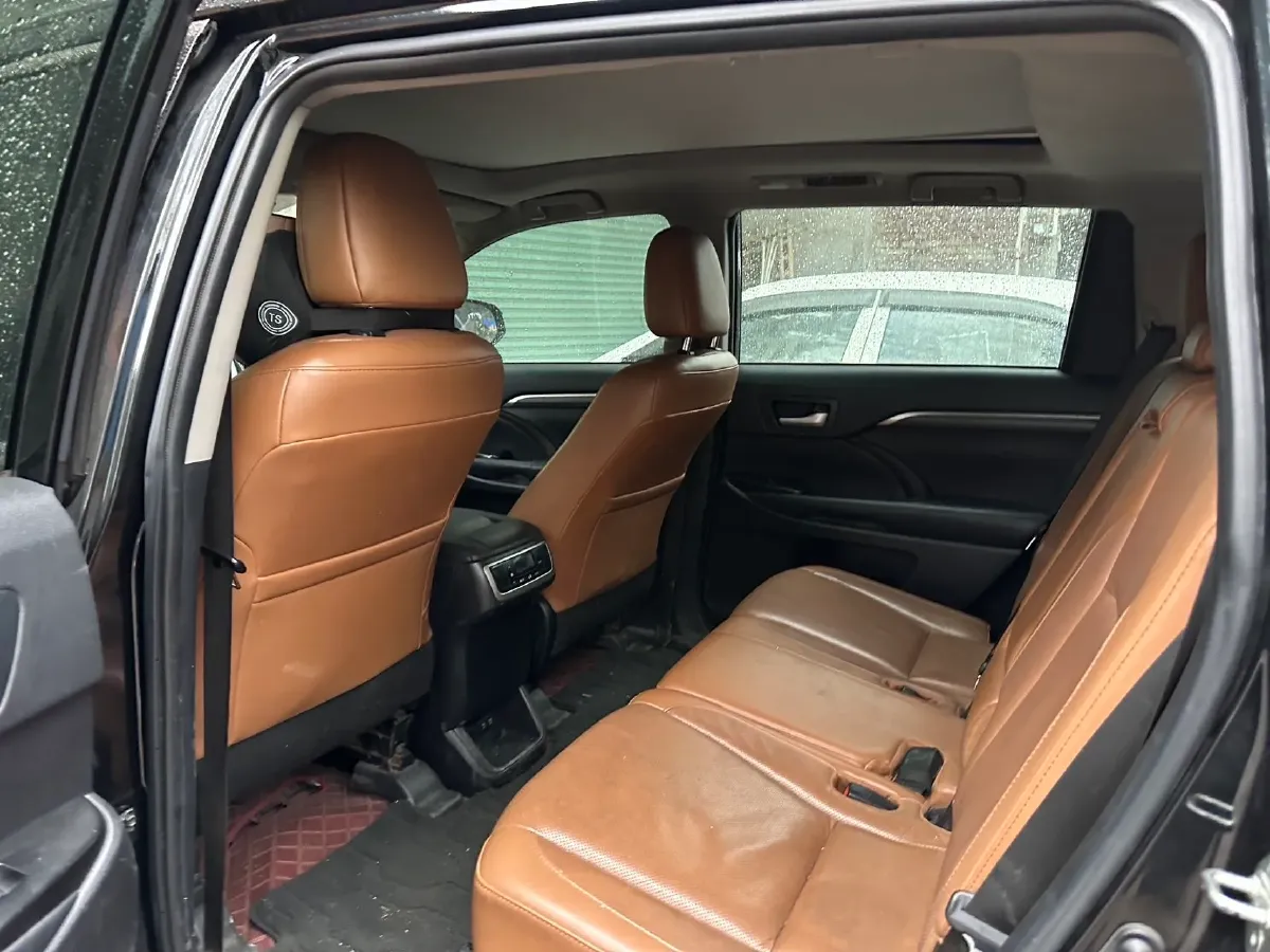 2019 HanTeng V7 1.5T 156HP L4 6AT,autocango,china used car exporter,china ev exporter,chinese used car exporter,chinese used ev exporter