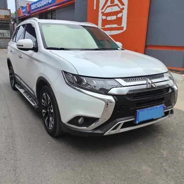 2018 Mitsubishi Outlander 2.4L 192HP L4 CVT,autocango,china used car exporter,china ev exporter,chinese used car exporter,chinese used ev exporter