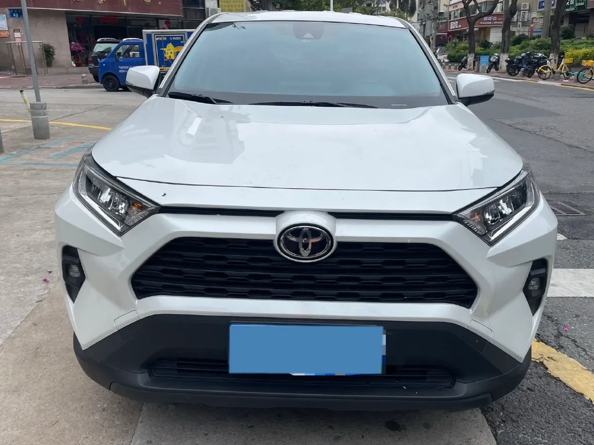 2024 Toyota RAV4 2.0L 171HP L4 CVT,autocango,china used car exporter,china ev exporter,chinese used car exporter,chinese used ev exporter