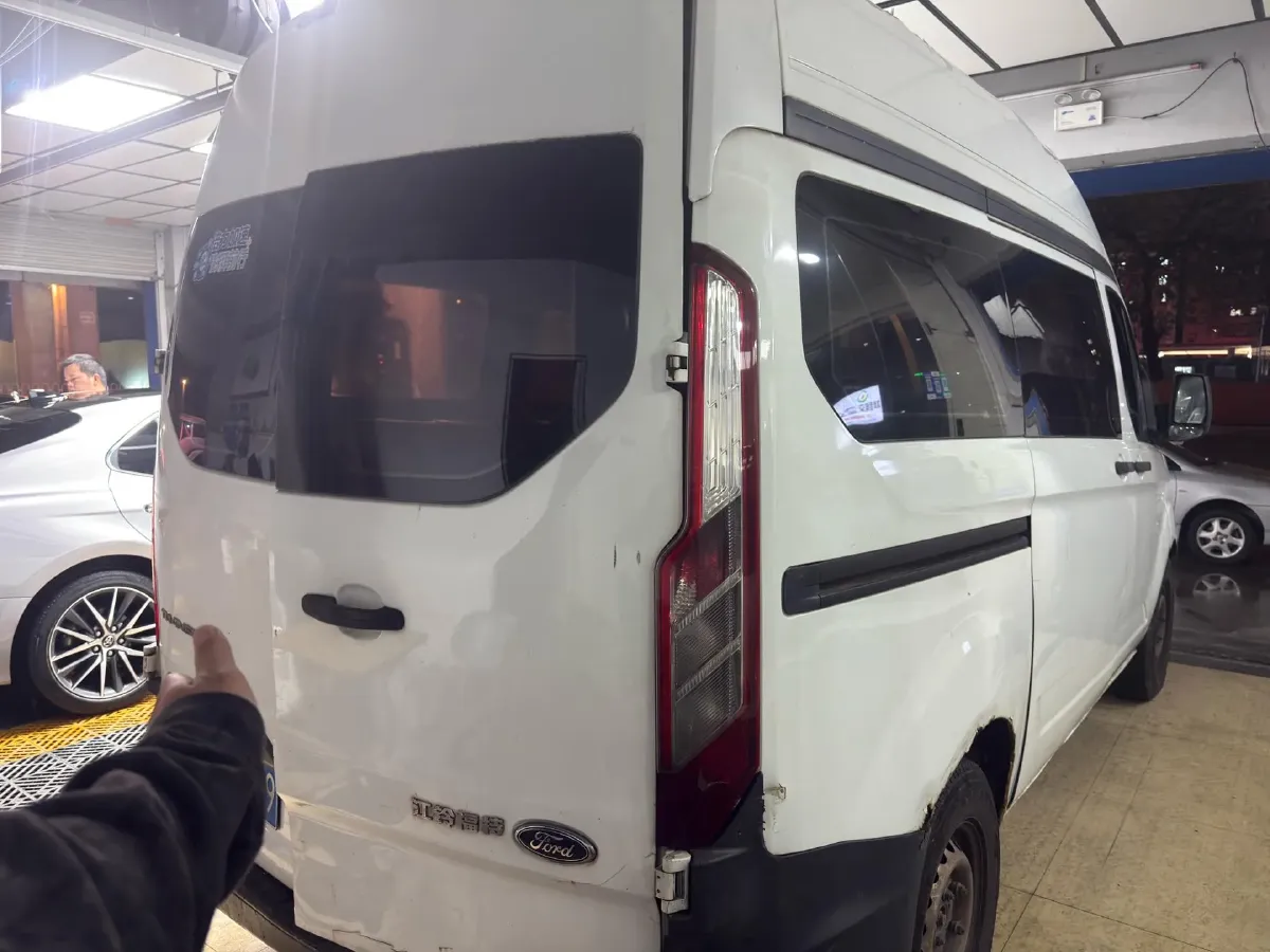 2017 Haval H6 2.0T 163HP L4 6MT,autocango,china used car exporter,china ev exporter,chinese used car exporter,chinese used ev exporter