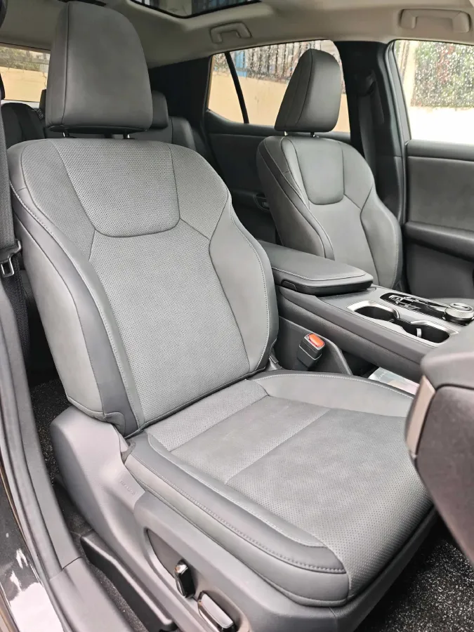 2023 Lexus RZ BEV 66KWH,autocango,china used car exporter,china ev exporter,chinese used car exporter,chinese used ev exporter