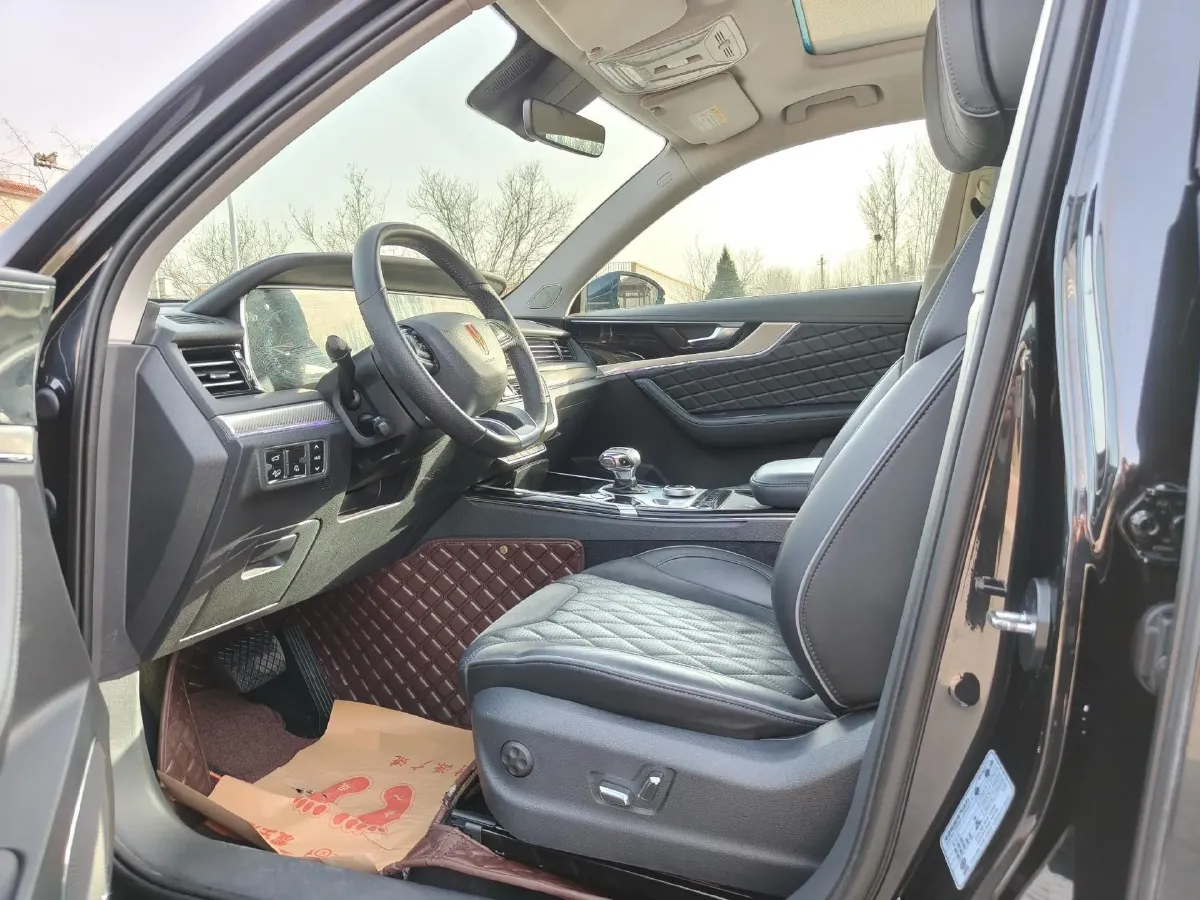 2019 HongQi HS5 2.0T 224HP L4 6AT,autocango,china used car exporter,china ev exporter,chinese used car exporter,chinese used ev exporter