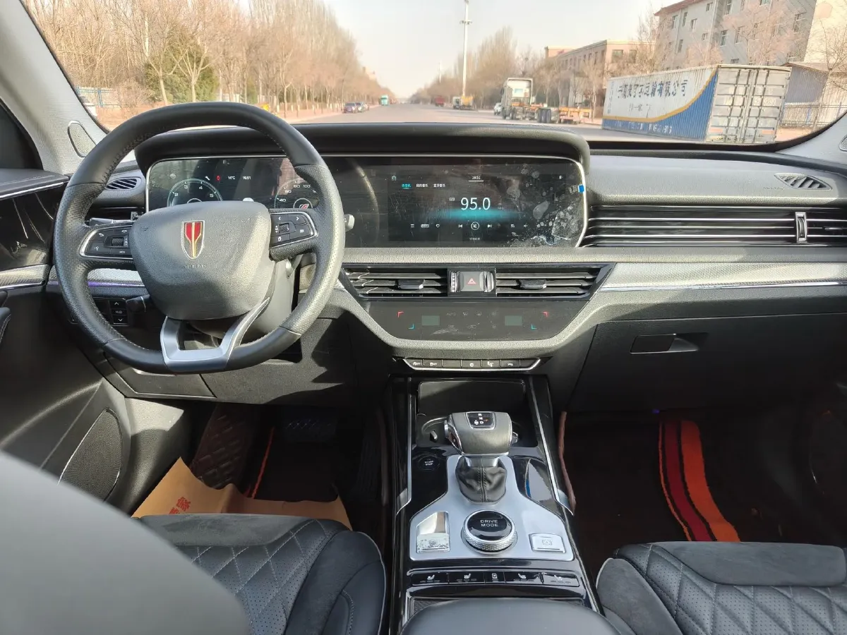 2019 HongQi HS5 2.0T 224HP L4 6AT,autocango,china used car exporter,china ev exporter,chinese used car exporter,chinese used ev exporter