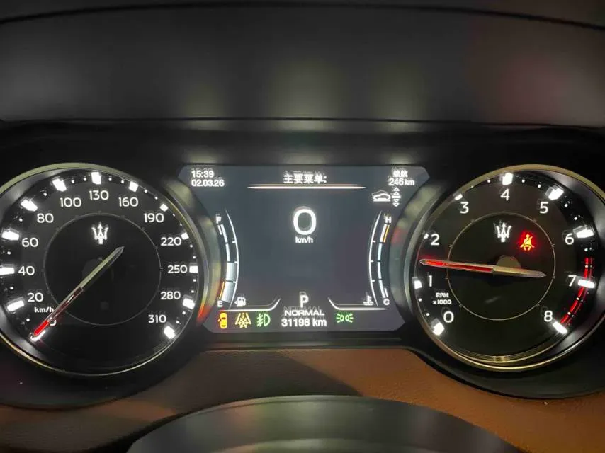 2022 Maserati Levante 2.0T 330HP L4 8AT,autocango,china used car exporter,china ev exporter,chinese used car exporter,chinese used ev exporter