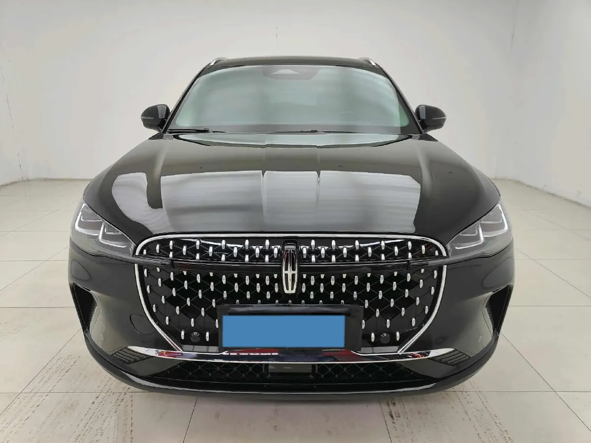 2024 Lincoln Corsair 2.0T 261HP L4 8AT,autocango,china used car exporter,china ev exporter,chinese used car exporter,chinese used ev exporter