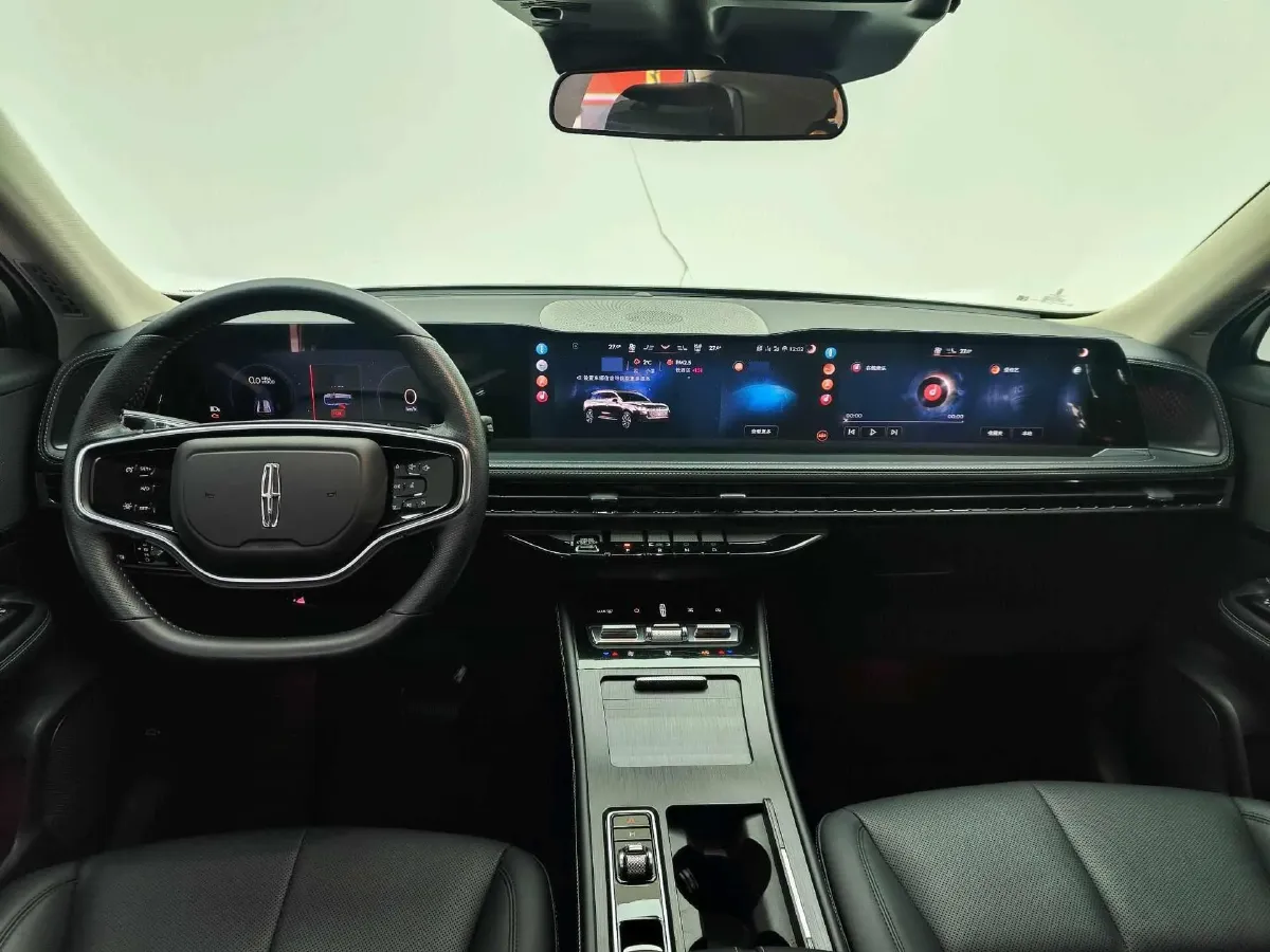 2024 Lincoln Corsair 2.0T 261HP L4 8AT,autocango,china used car exporter,china ev exporter,chinese used car exporter,chinese used ev exporter