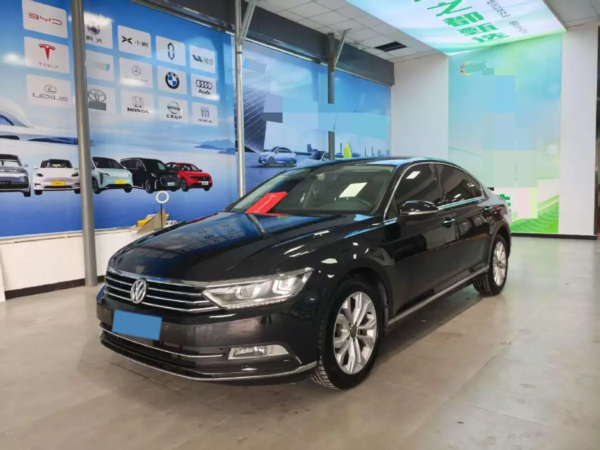 2019 Volkswagen Magotan 2.0T 186HP L4 7DCT,autocango,china used car exporter,china ev exporter,chinese used car exporter,chinese used ev exporter