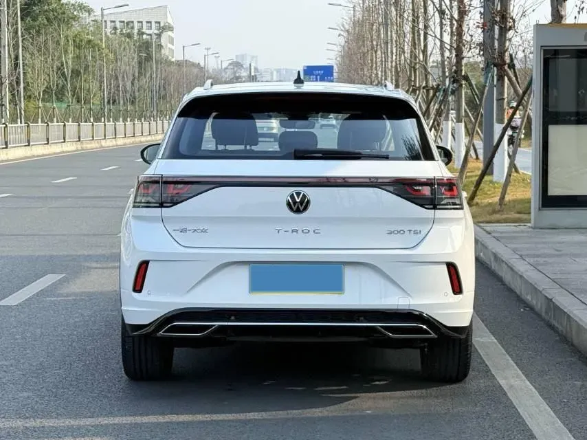 2023 Volkswagen T-Roc 1.5T 160HP L4 7DCT,autocango,china used car exporter,china ev exporter,chinese used car exporter,chinese used ev exporter