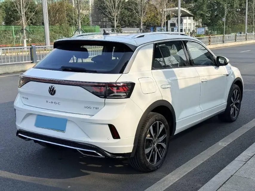 2023 Volkswagen T-Roc 1.5T 160HP L4 7DCT,autocango,china used car exporter,china ev exporter,chinese used car exporter,chinese used ev exporter