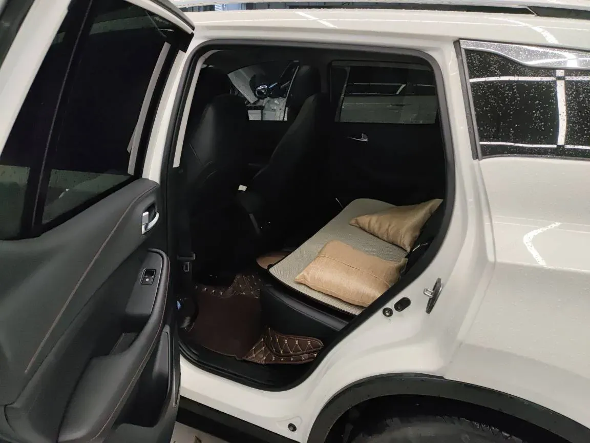 2021 GAC Trumpchi GS4 1.5T 169HP L4 6AT,autocango,china used car exporter,china ev exporter,chinese used car exporter,chinese used ev exporter