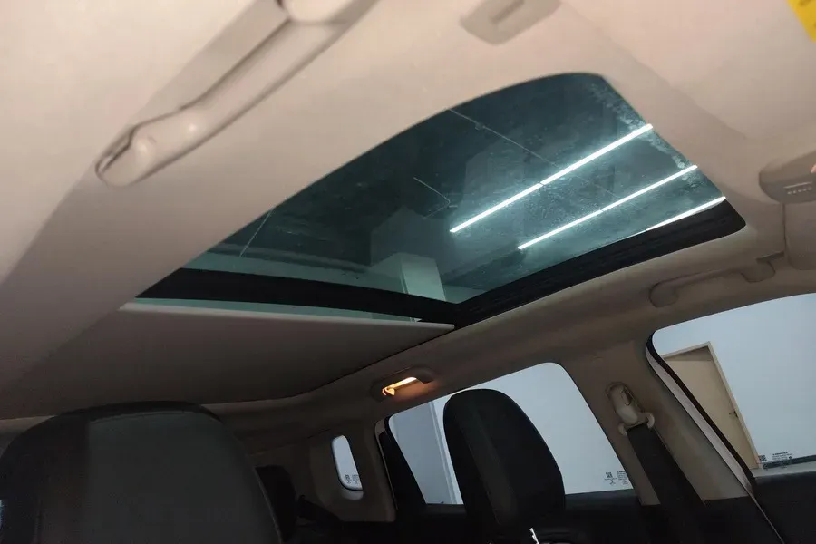 2020 Jeep Compass 1.3T 173HP L4 7DCT,autocango,china used car exporter,china ev exporter,chinese used car exporter,chinese used ev exporter