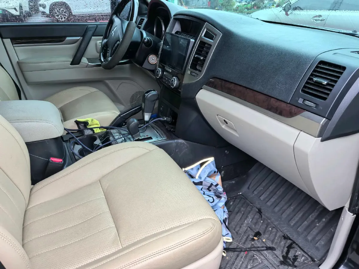 2017 Honda Jade 1.8L 141HP L4 5AT,autocango,china used car exporter,china ev exporter,chinese used car exporter,chinese used ev exporter