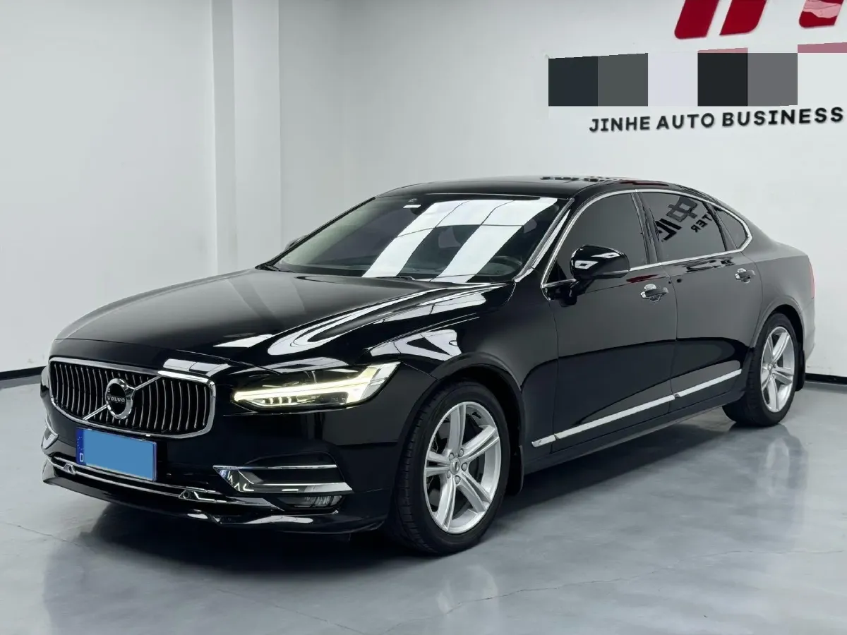 2019 Infiniti Q70 2.0T 211HP L4 7AT,autocango,china used car exporter,china ev exporter,chinese used car exporter,chinese used ev exporter
