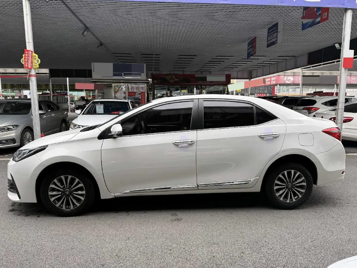 2017 Toyota Corolla 1.2T 116HP L4 CVT,autocango,china used car exporter,china ev exporter,chinese used car exporter,chinese used ev exporter