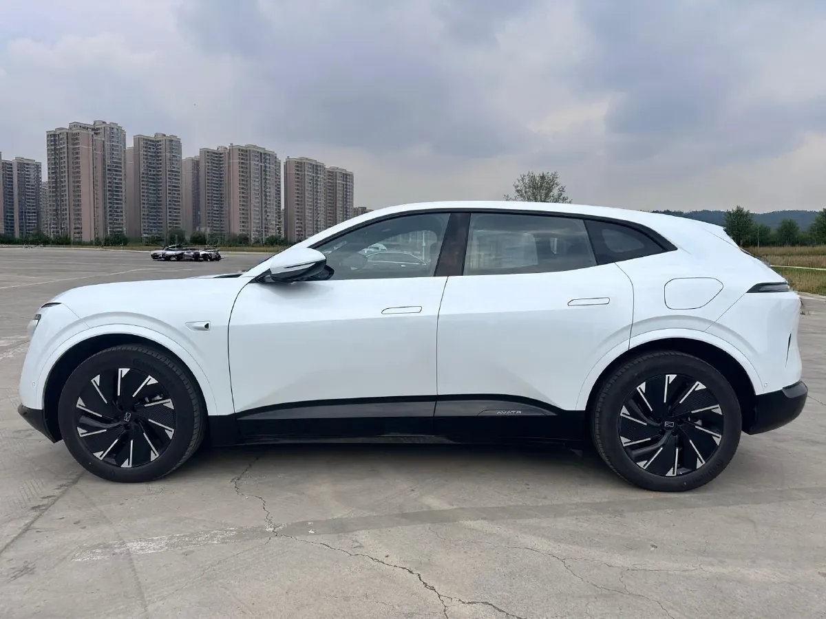 2024 Avatr 07 BEV 82.16KWH,autocango,china used car exporter,china ev exporter,chinese used car exporter,chinese used ev exporter