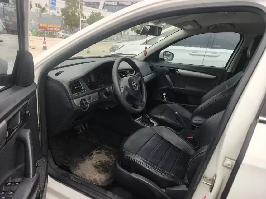 2013 Volkswagen Lavida 1.6L 110HP L4 6AT,autocango,china used car exporter,china ev exporter,chinese used car exporter,chinese used ev exporter