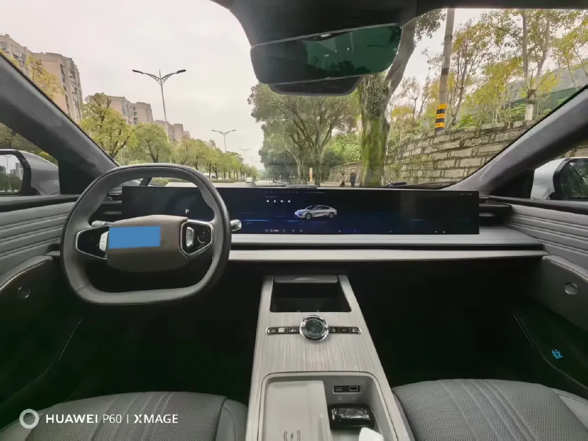 2024 Geely Galaxy E8 BEV 62KWH,autocango,china used car exporter,china ev exporter,chinese used car exporter,chinese used ev exporter