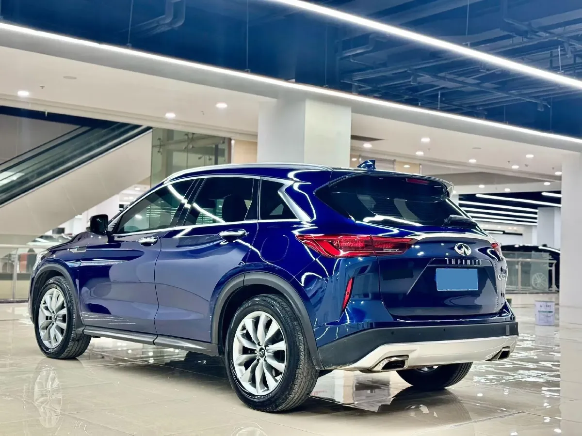 2020 Infiniti QX50 2.0T 245HP L4 CVT,autocango,china used car exporter,china ev exporter,chinese used car exporter,chinese used ev exporter