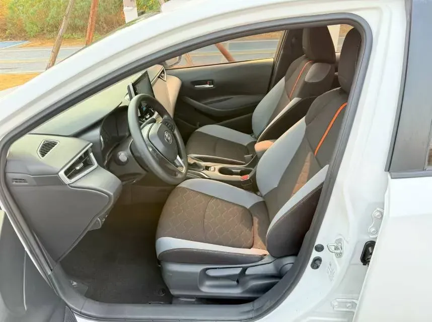 2021 Toyota Corolla 1.2T 116HP L4 CVT,autocango,china used car exporter,china ev exporter,chinese used car exporter,chinese used ev exporter