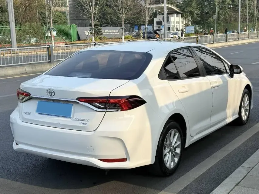 2021 Toyota Corolla 1.2T 116HP L4 CVT,autocango,china used car exporter,china ev exporter,chinese used car exporter,chinese used ev exporter