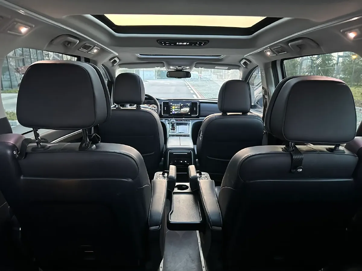 2023 GAC Trumpchi M8 2.0T 252HP L4 8AT,autocango,china used car exporter,china ev exporter,chinese used car exporter,chinese used ev exporter