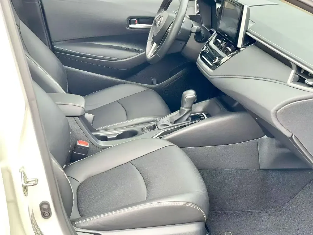 2019 Toyota Corolla 1.2T 116HP L4 CVT,autocango,china used car exporter,china ev exporter,chinese used car exporter,chinese used ev exporter