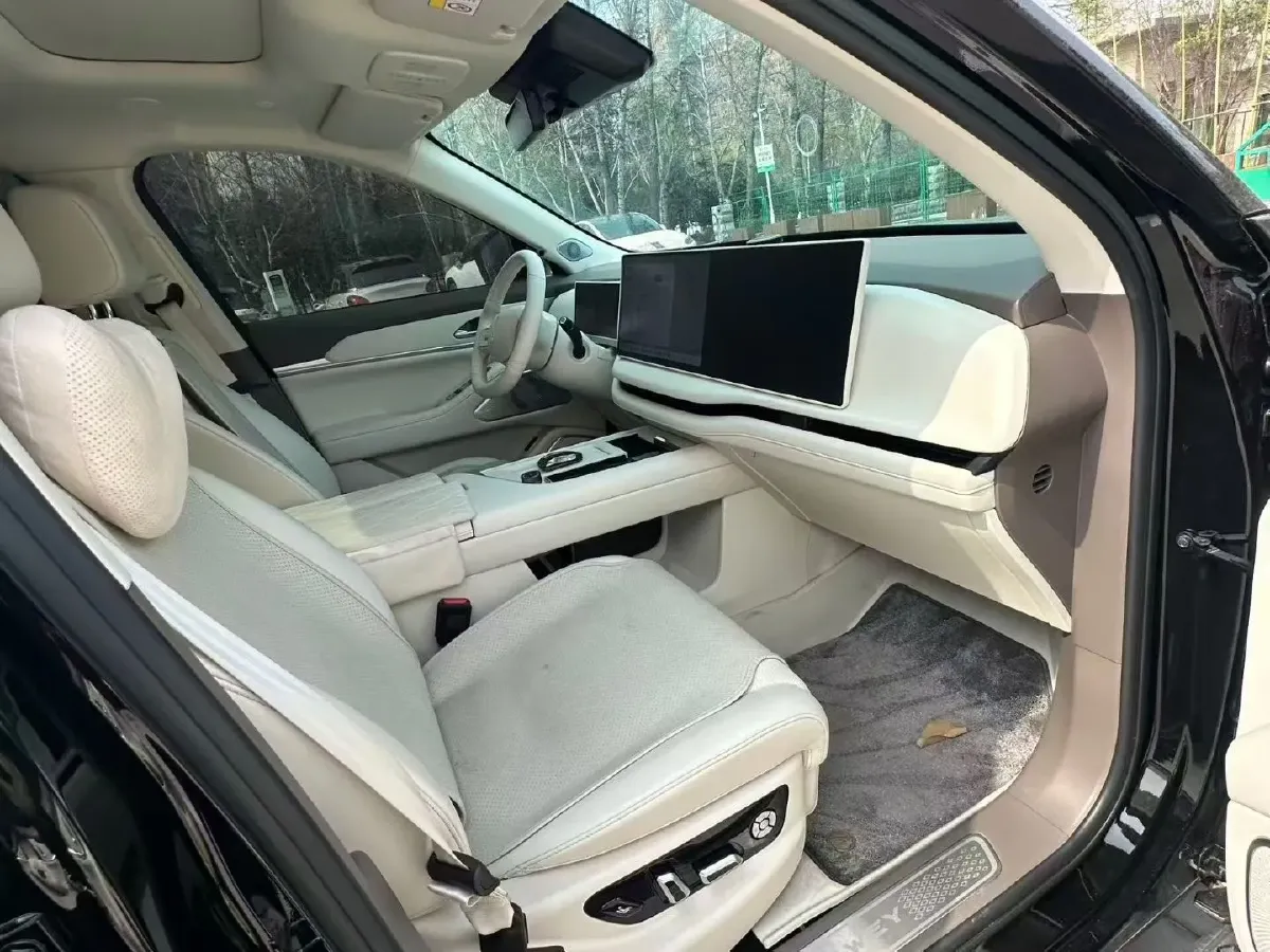 2025 WEY BlueMountain 1.5T 170HP L4 4DHT PHEV 44.5KWH,autocango,china used car exporter,china ev exporter,chinese used car exporter,chinese used ev exporter