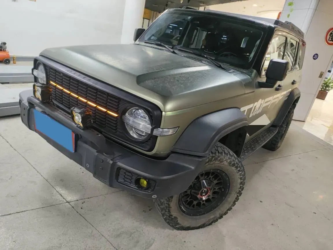 2021 Tank 300 2.0T 227HP L4 8AT,autocango,china used car exporter,china ev exporter,chinese used car exporter,chinese used ev exporter