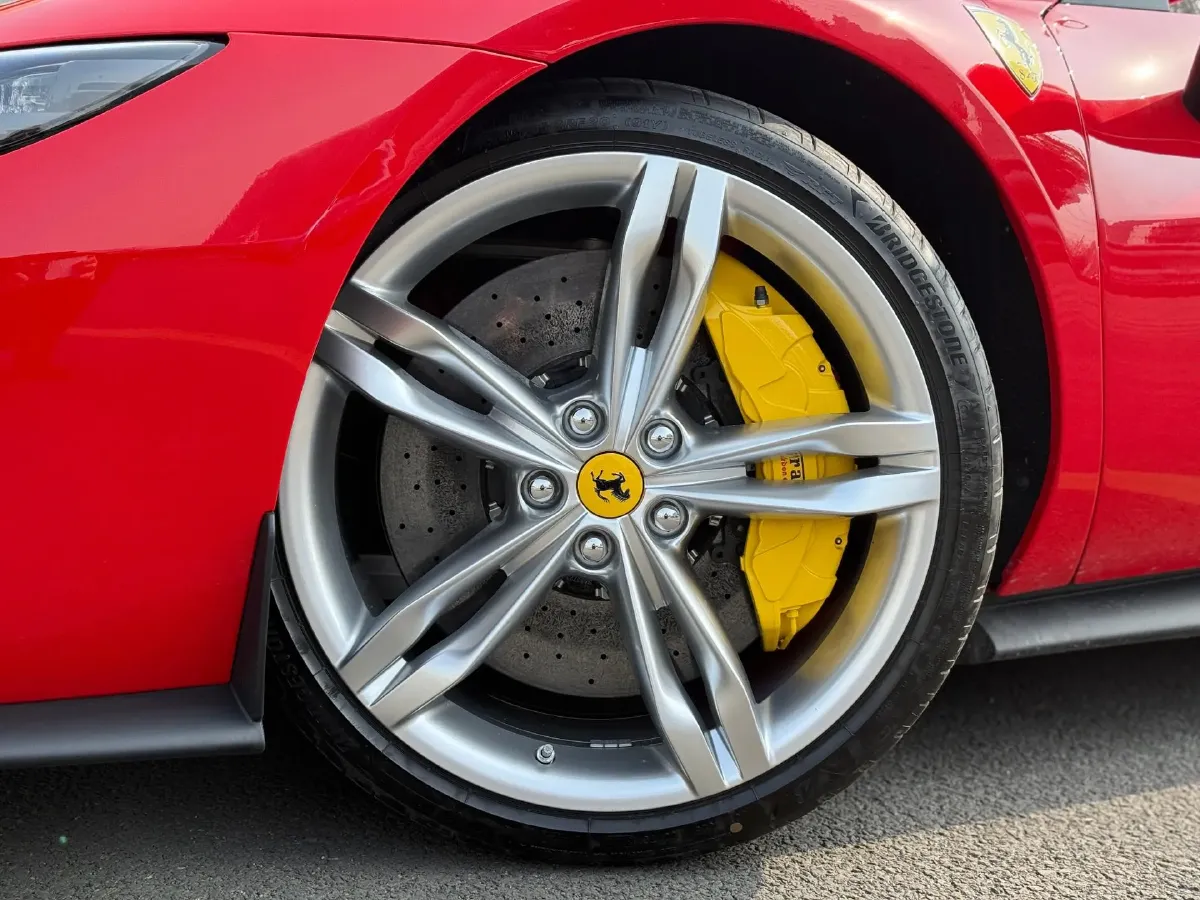 2022 Ferrari 296 3.0T 663HP V6 8DCT PHEV 7.45KWH,autocango,china used car exporter,china ev exporter,chinese used car exporter,chinese used ev exporter