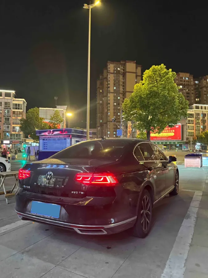 2020 Volkswagen Magotan 2.0T 186HP L4 7DCT,autocango,china used car exporter,china ev exporter,chinese used car exporter,chinese used ev exporter