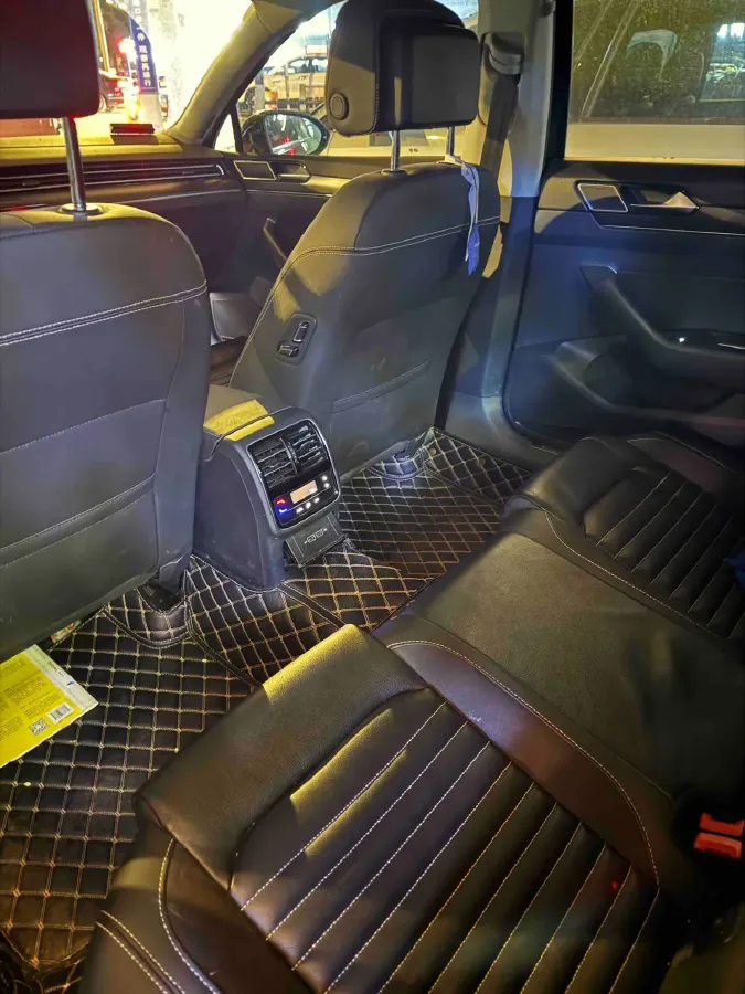 2020 Volkswagen Magotan 2.0T 186HP L4 7DCT,autocango,china used car exporter,china ev exporter,chinese used car exporter,chinese used ev exporter