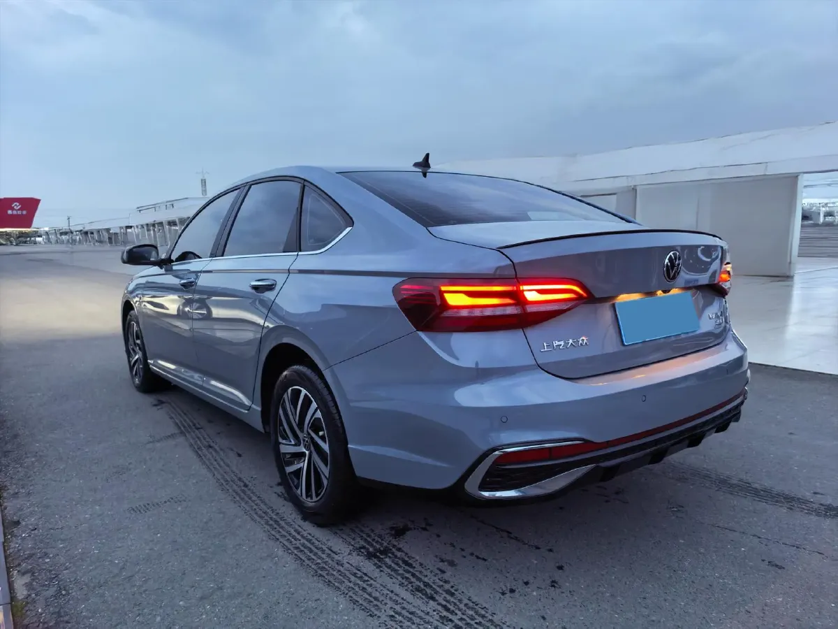 2023 Volkswagen Lavida 1.5T 160HP L4 7DCT,autocango,china used car exporter,china ev exporter,chinese used car exporter,chinese used ev exporter