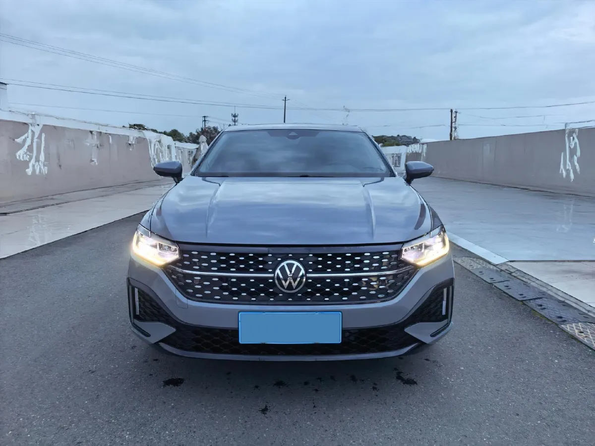 2023 Volkswagen Lavida 1.5T 160HP L4 7DCT,autocango,china used car exporter,china ev exporter,chinese used car exporter,chinese used ev exporter
