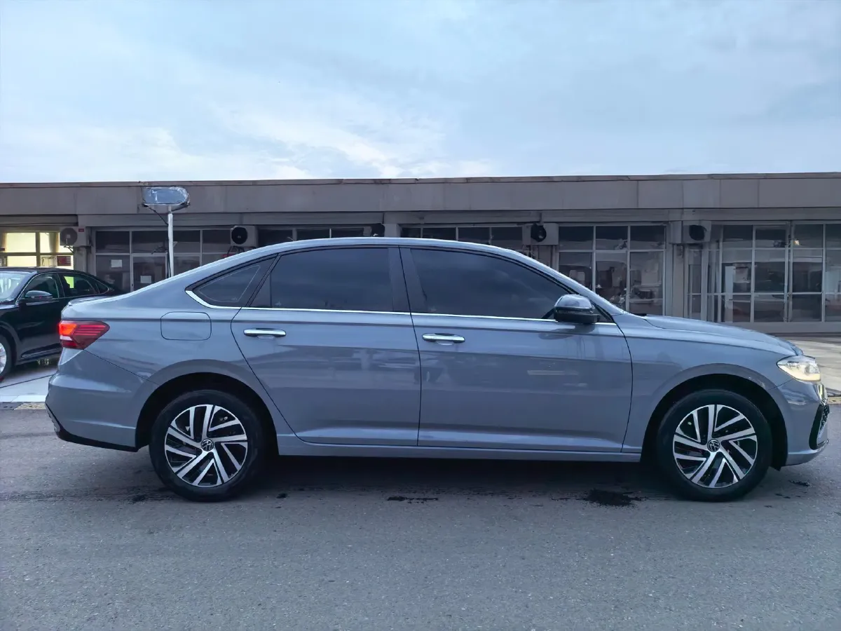 2023 Volkswagen Lavida 1.5T 160HP L4 7DCT,autocango,china used car exporter,china ev exporter,chinese used car exporter,chinese used ev exporter