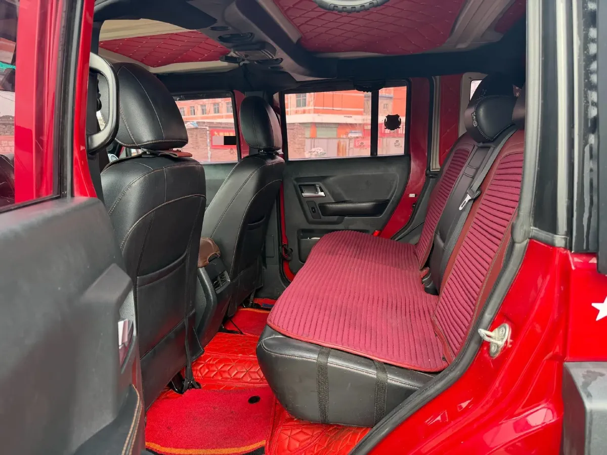 2016 Beijing BJ40 2.0T 204HP L4 5MT,autocango,china used car exporter,china ev exporter,chinese used car exporter,chinese used ev exporter