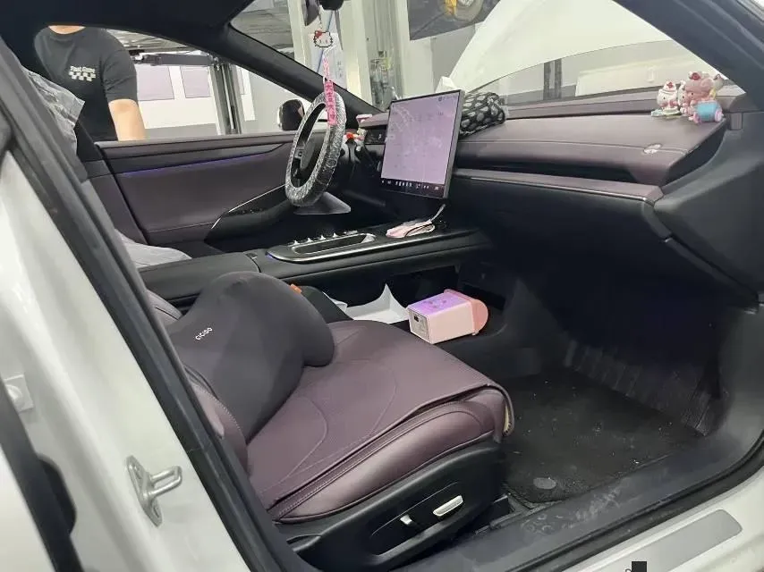 2024 MI SU7 BEV 101KWH,autocango,china used car exporter,china ev exporter,chinese used car exporter,chinese used ev exporter