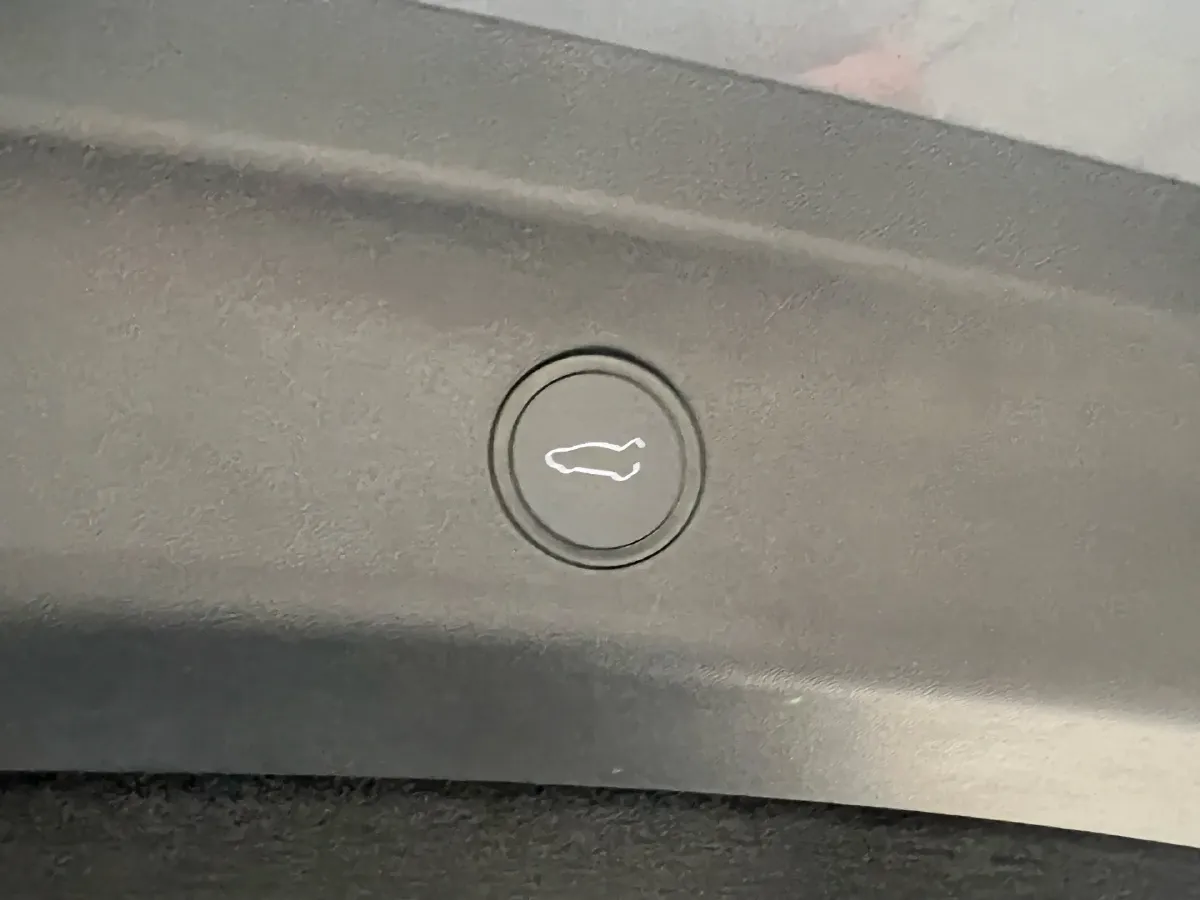 2021 Tesla Model Y BEV 60KWH,autocango,china used car exporter,china ev exporter,chinese used car exporter,chinese used ev exporter