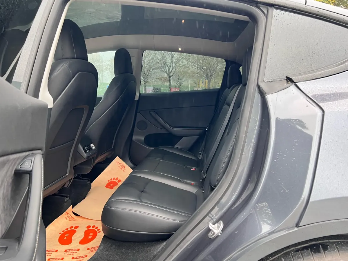 2021 Tesla Model Y BEV 60KWH,autocango,china used car exporter,china ev exporter,chinese used car exporter,chinese used ev exporter