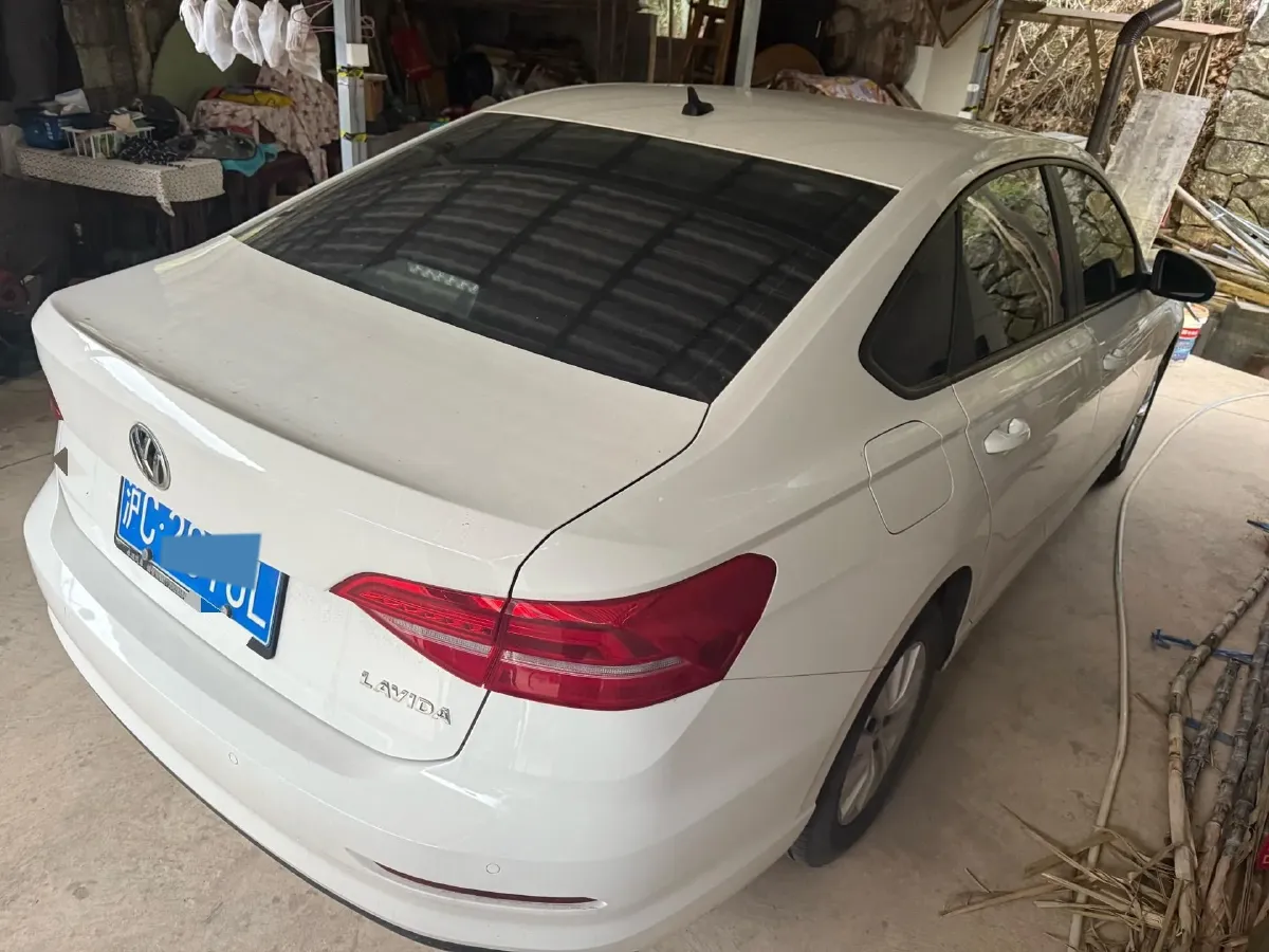 2018 Landwind XiaoYao 1.5T 163HP L4 CVT,autocango,china used car exporter,china ev exporter,chinese used car exporter,chinese used ev exporter