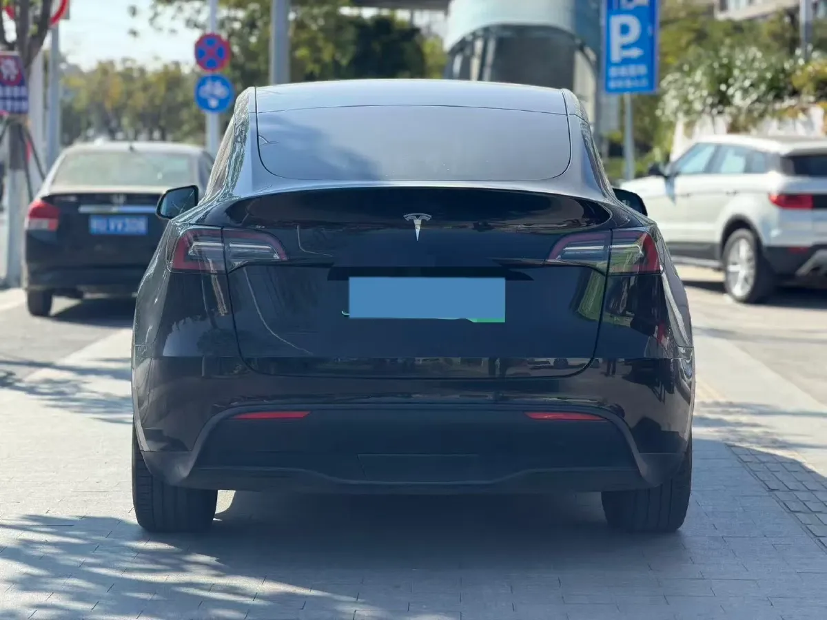 2022 Tesla Model Y BEV 60KWH,autocango,china used car exporter,china ev exporter,chinese used car exporter,chinese used ev exporter