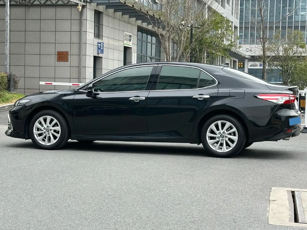 2021 Toyota Camry 2.0L 178HP L4 CVT,autocango,china used car exporter,china ev exporter,chinese used car exporter,chinese used ev exporter