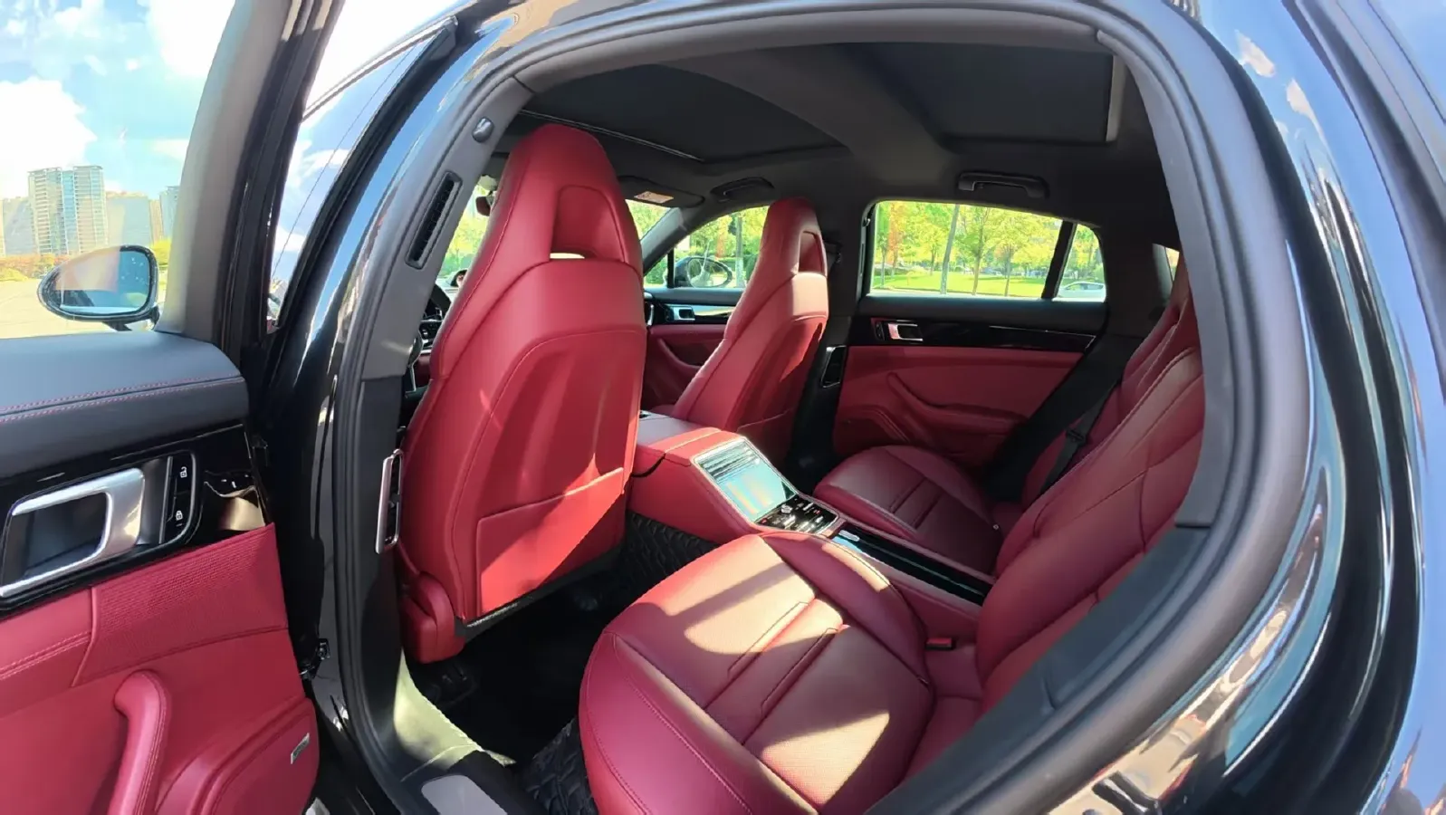 2019 Porsche Panamera 2.9T 330HP V6 8DCT,autocango,china used car exporter,china ev exporter,chinese used car exporter,chinese used ev exporter