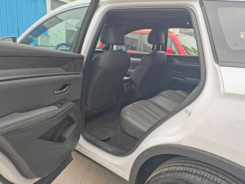 2025 BYD Song Pro 1.5L 101HP L4 E-CVT PHEV 18.3KWH,autocango,china used car exporter,china ev exporter,chinese used car exporter,chinese used ev exporter