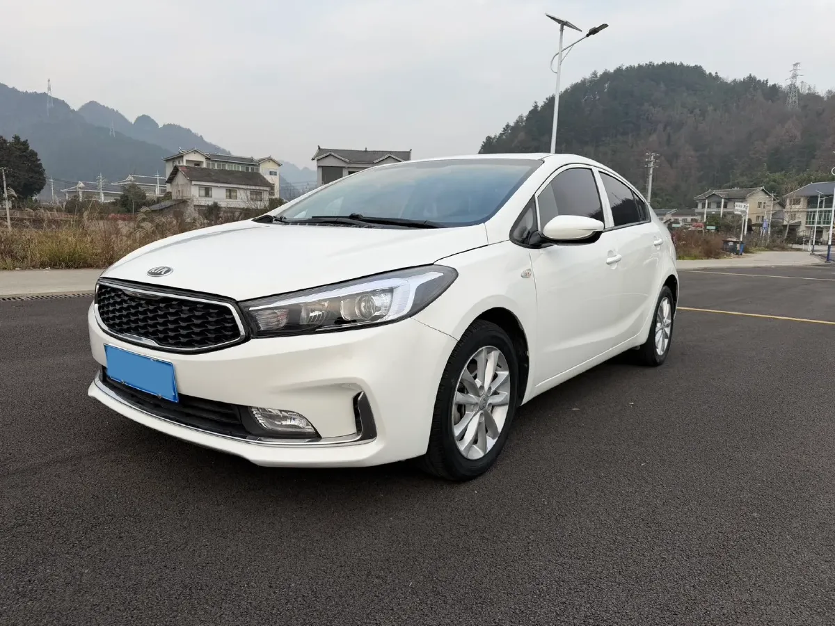 2017 Kia K3 1.6L 128HP L4 6AT,autocango,china used car exporter,china ev exporter,chinese used car exporter,chinese used ev exporter