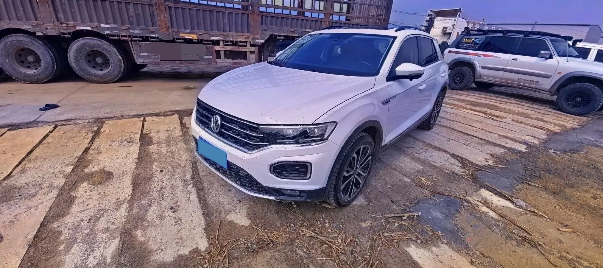 2022 Volkswagen T-Roc 1.4T 150HP L4 7DCT,autocango,china used car exporter,china ev exporter,chinese used car exporter,chinese used ev exporter